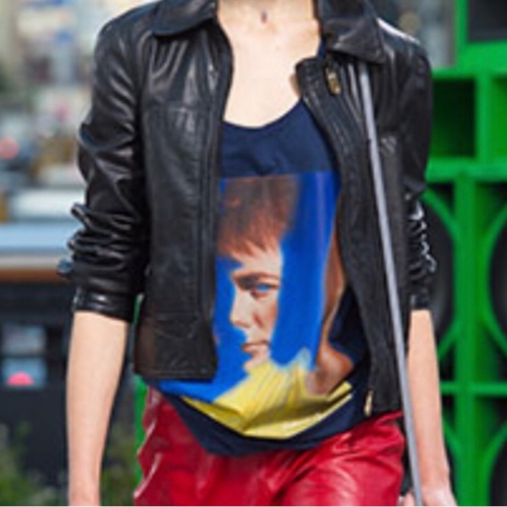 Coach tank shirt. Michael J. Fox.Richard Bernstein. Woman’s size small